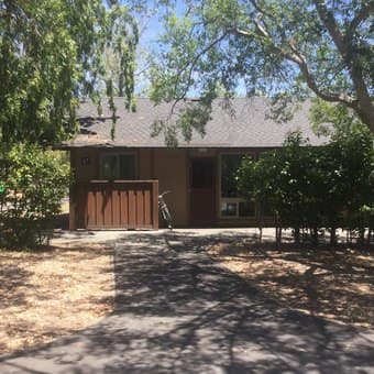 Summer sublet (female) in Escondido Village: pleasant, spacious 2