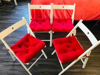 Four folding chairs with lovely cushions 1