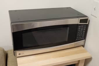 GE Microwave 1