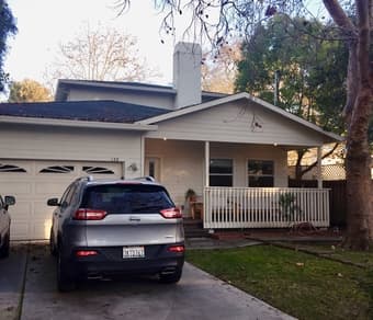 Sublet: huge master bedroom in beautiful Menlo Park house 3