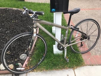 Excellent road bike 2007 Trek FX 7.7 1