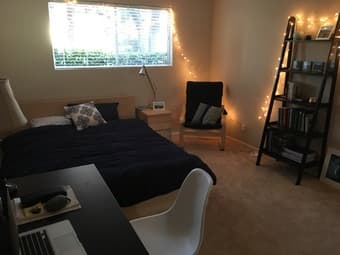 Private room in 2 BR in downtown Mountain View July 1 - Sep 13th 2
