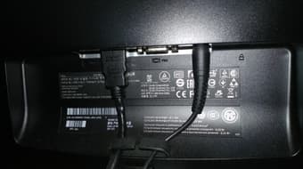 Dell S2440L 24" Widescreen LED LCD Monitor [Negotiable] 3