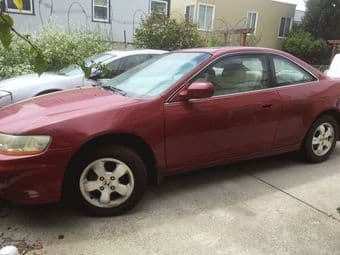 2002 Honda Accord 2 door clean 1