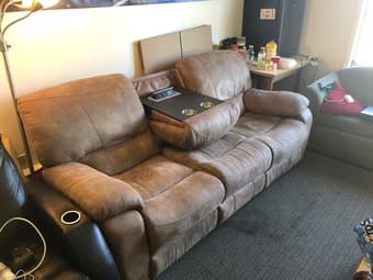 Sams club recliner sofa with usb and plugs 3