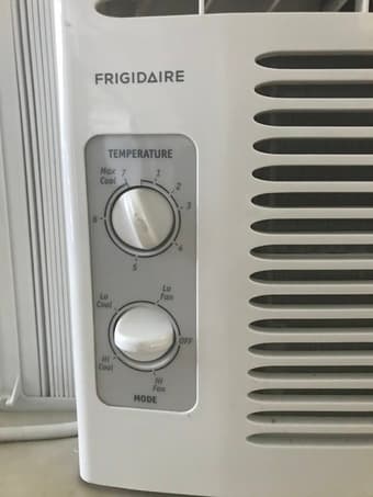 Frigidaire Window AC Unit 3