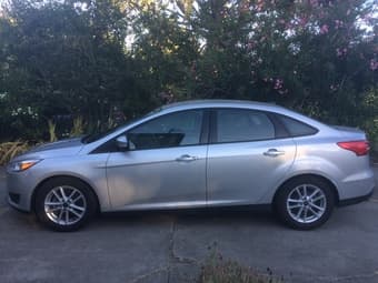 2016 Ford Focus, 32600 miles, great condition 3