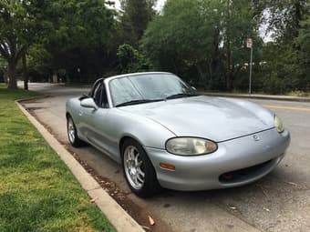 For Sale: 2000 Mazda MX-5 Miata 2dr convertible LS manual 1