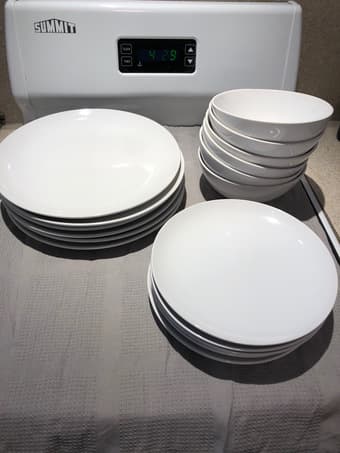 MOVING SALE Plates + Cups + Hand blender + Kitchen tools 1