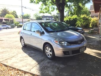 2009 NISSAN VERSA - 1.8 S Hatchback 3