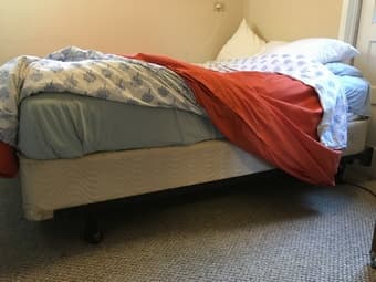 Full size bed: mattress + box spring + rolling bed frame 2