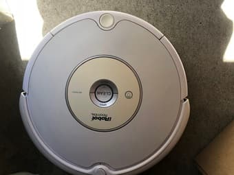 iRobot Roomba + Aerovac Upgrade Kit 1