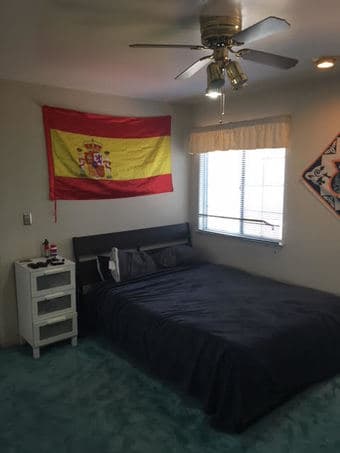 5 bedroom sublet available from July 15 - September 15 -- $1800/room 3