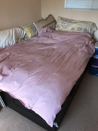 FULL SIZE WHOLE BED! 1