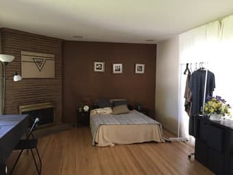 Palo Alto Cowper st 别墅中带独立进出门8月22号起招租 骑车10-15分鈡到斯坦福大学开车5分钟到斯坦福 1