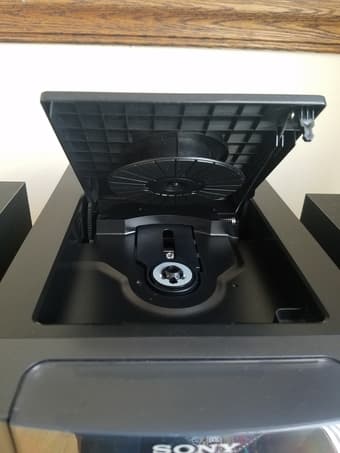 Sony MHCEC709iP Mini Hi-Fi Shelf System 3