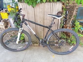 Jamis-dragon-29-sport mountain bike (19'' size) + U-lock 1