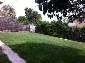 $950 Furnished private room in a house in Menlo Park rent from 06/30 1