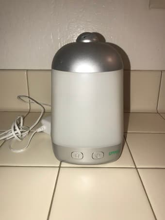 oil diffuser w oils 2
