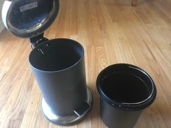 Toilet bin 2