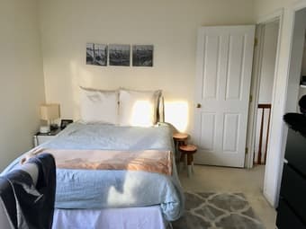 Palo Alto short-term sublet available July 1-9 and/or Sep 10-21 2