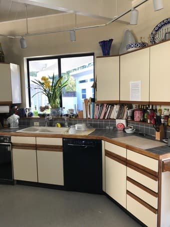 Avail 8/4 furn room with private garden entrance 3