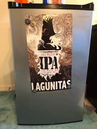 Mini Fridge 1