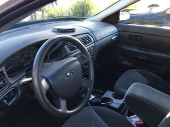 2007年 Ford Taurus ，clean titles，里程数仅9.7万迈 - $2,500 - $2,500 3