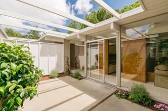 Room for rent in a spectacular home + friendly housemates 1