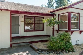Room in Palo Alto, 8/2-8/24 1