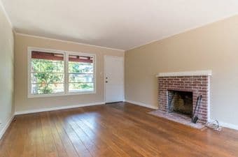 Room in Palo Alto, 8/2-8/24 2