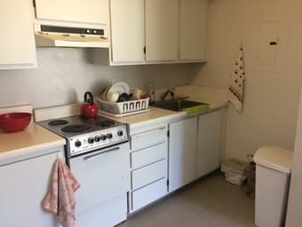 Sublet (AUG 26 - SEP 22) - 2Bed/1Bath Apartment in Rains, Stanford 3