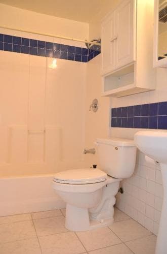 Rooms Available in lovely EPA Home: 7/14 - 8/31 or 8/1 - 8/31 2