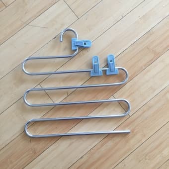 3x PANT CLOTHES HANGERS 1