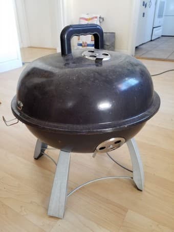 BBQ set (grill, chimney starter and coals) 1