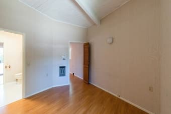 We have an empty room in our amazing house! Come check it out! 2