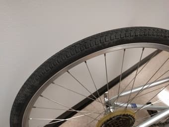 Raleigh Route 4.0 Bike with Krytonite lock - moving sale 2