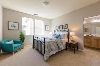 1 bed / 1 bath available in a North San Jose townhouse! 1