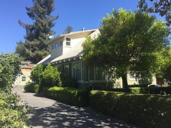 Room available in Cozy Mountain View House  Private Bed/Bath 1