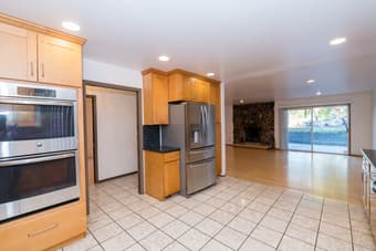 Room for rent in a spectacular home + friendly housemates 3