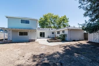 Huge home, big rooms, short lease, and fun housemates! 1