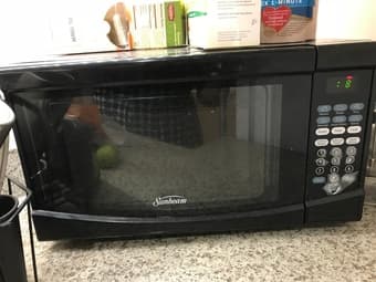 Black microwave 1