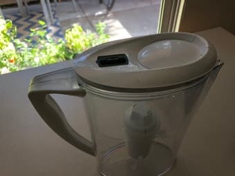 Water filter pitcher 2
