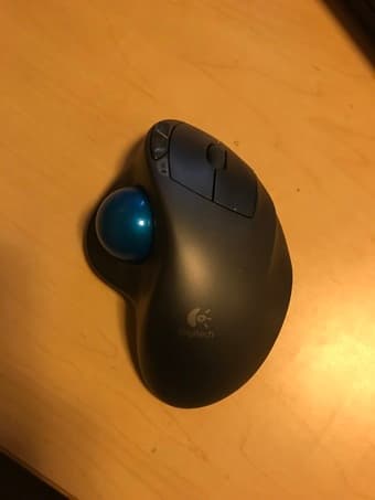 Logitech Wireless Trackball Mouse 1