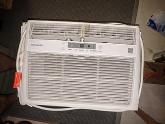 Frigidaire Window-Mount Air Conditioning 1