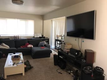 [Short term] 1BR in 3BR apt in brilliant location from Aug 1st week 2
