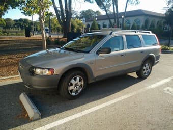 2004 Volvo XC70 143k miles 1
