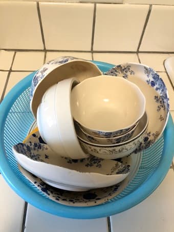 Moving Sale!  Kitchen Supplies, more than 30 items 3