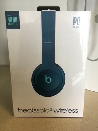 *BRAND*NEW* Beats Solo 3 on-ear wireless headphones (pop blue) 3
