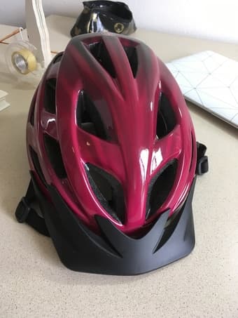 Helmet in excellent conditions 3